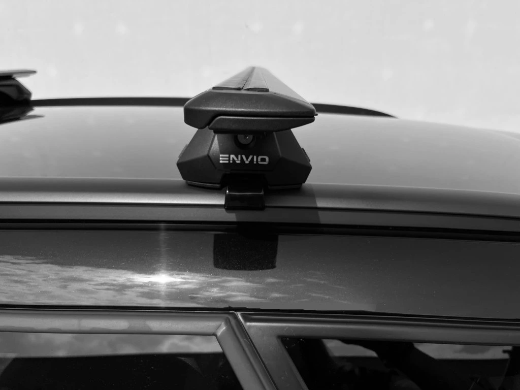 Strešný nosič Audi A6 Allroad C6 (06-11) s lyžinami – Envio EN120 WN strieborný – Obrázok 5